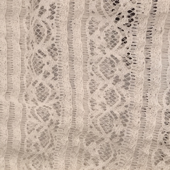 Unleash Your Inner Glamour with Vanity's Ivory Lace Off-The-Shoulder Maxi Dress - Picture 12 of 14